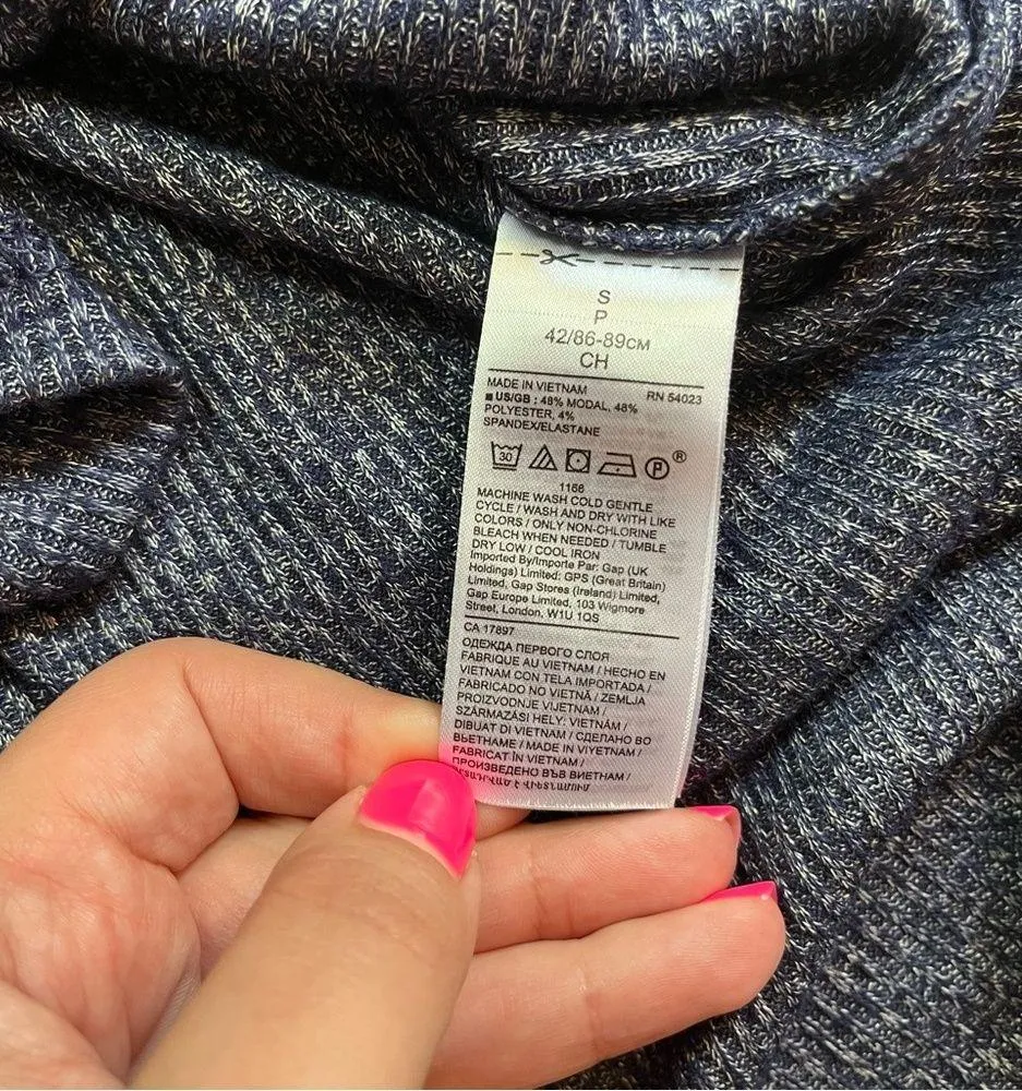 Banana Republic luxespun turtleneck dress in navy blue size small - Image 4