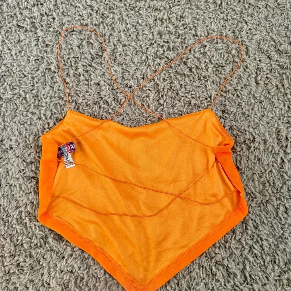 Urban Outfitters Triangle Crop Hanky Hem Top - Image 2