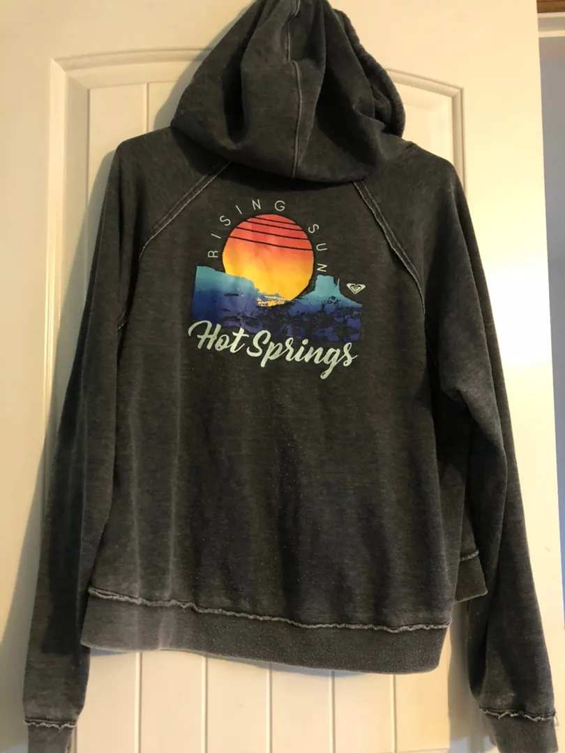 Roxy Gray Cropped Sweatshirt - Image 2