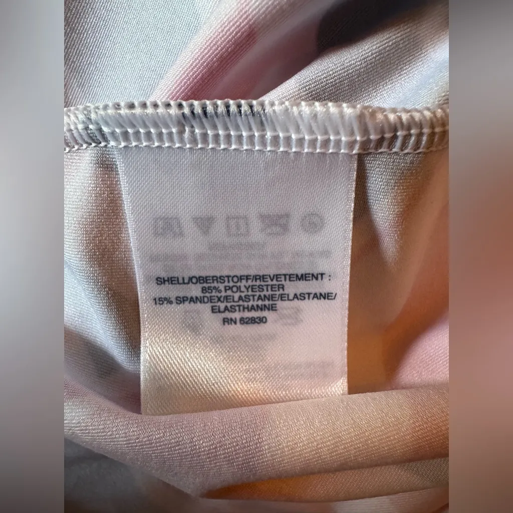 Lands' End Colorful Geometric Dress swimsuit cover up - Image 9