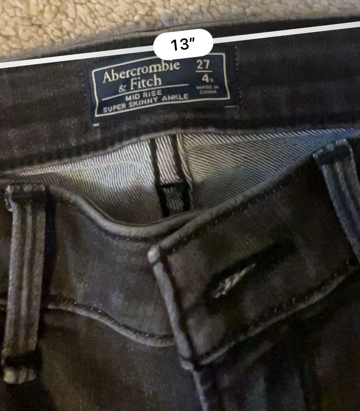 Mid Rise Super Skinny Ankle Star Print Jeans - Image 3