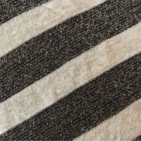 Guess V-neck sheer stripe at top Metallic sparkle - Image 6