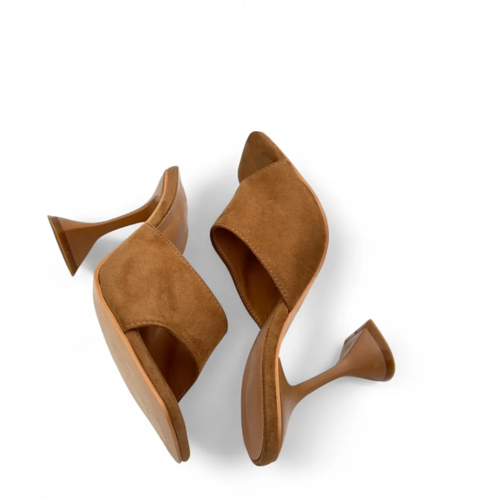 PrettyLittleThing Brown Faux Suede Wide Fit Cake Stand Heeled Mules - Image 4