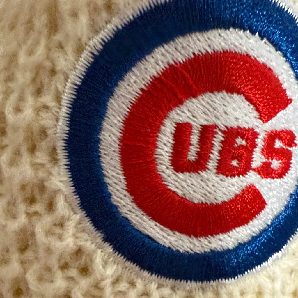 Women's Cream Fuzzy Slippers Size undefined - Image 8