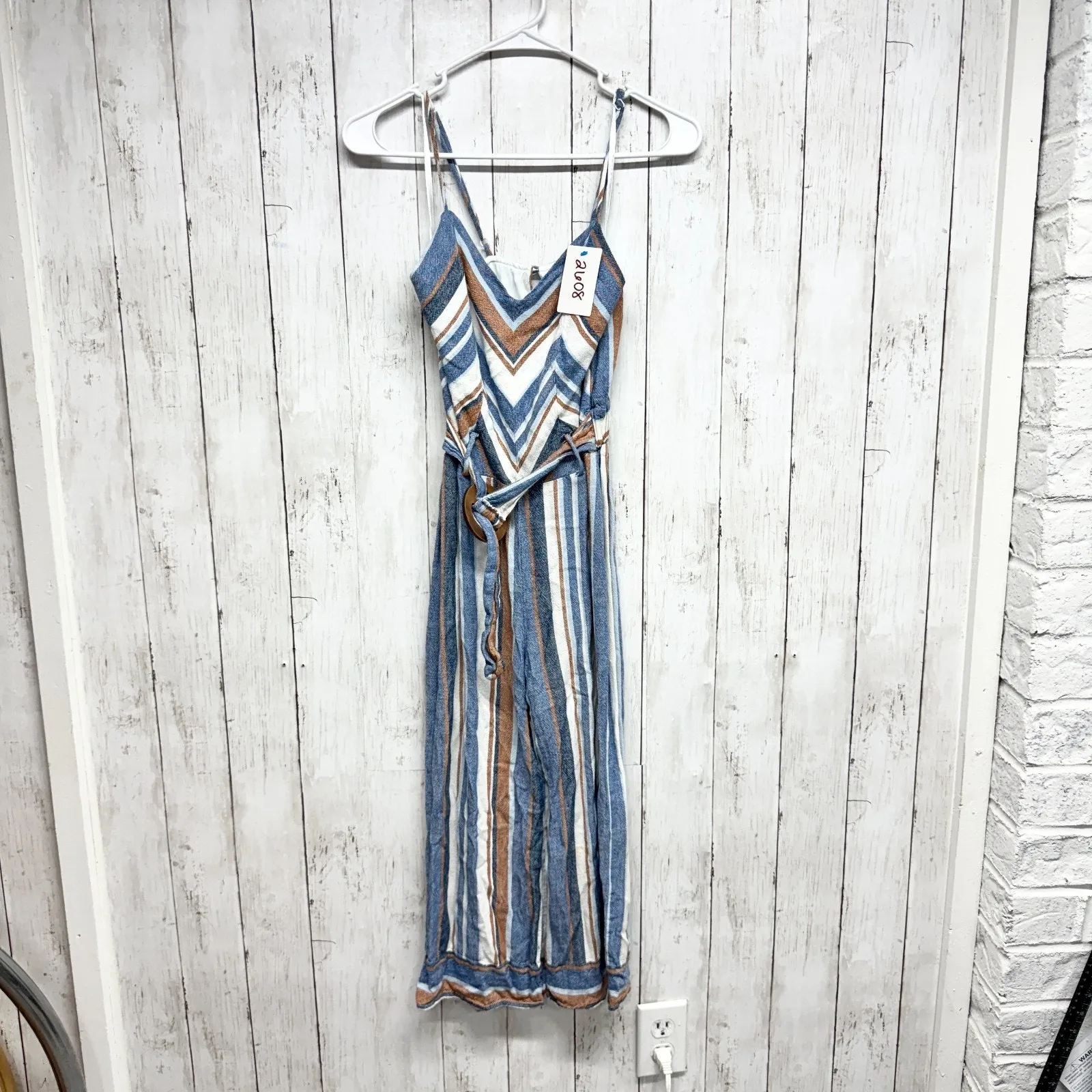 Monteau Jumpsuit Women Size XS Chevron V-Neck Spaghetti Strap Wide Leg Belted - Image 2