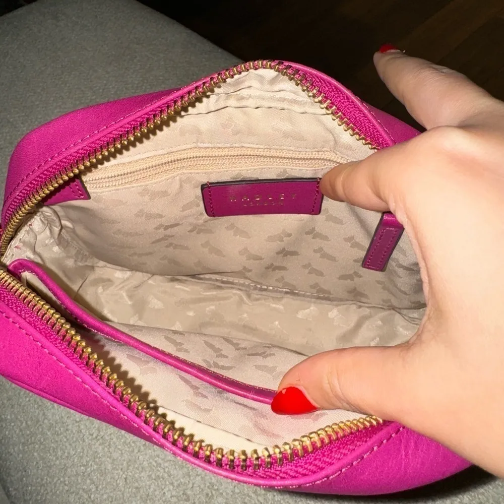 Radley London Gordon Road Pink Leather Zip-Top Crossbody Bag - Image 2