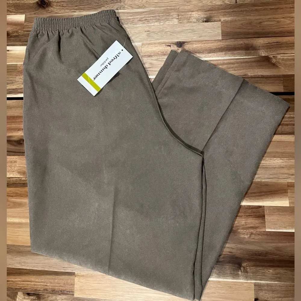 NWT Alfred Dunner Pants 25” Size 14P - Image 6