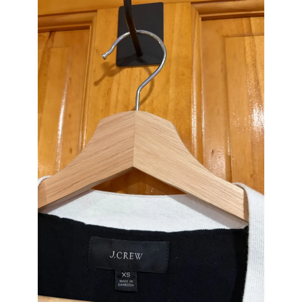 J.Crew Black Ivory Contrast Trim Button Cardigan XS Women’s Classic Preppy Chic - Image 2