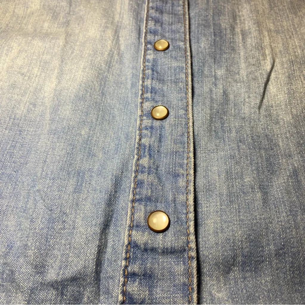 H&M Sky Blue Denim Long Sleeve Fitted Top - Image 3