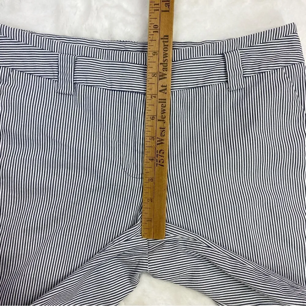 Grace Seersucker Stripe Bermuda Shirt Gray White 4 Stretch Flat Front - Image 7