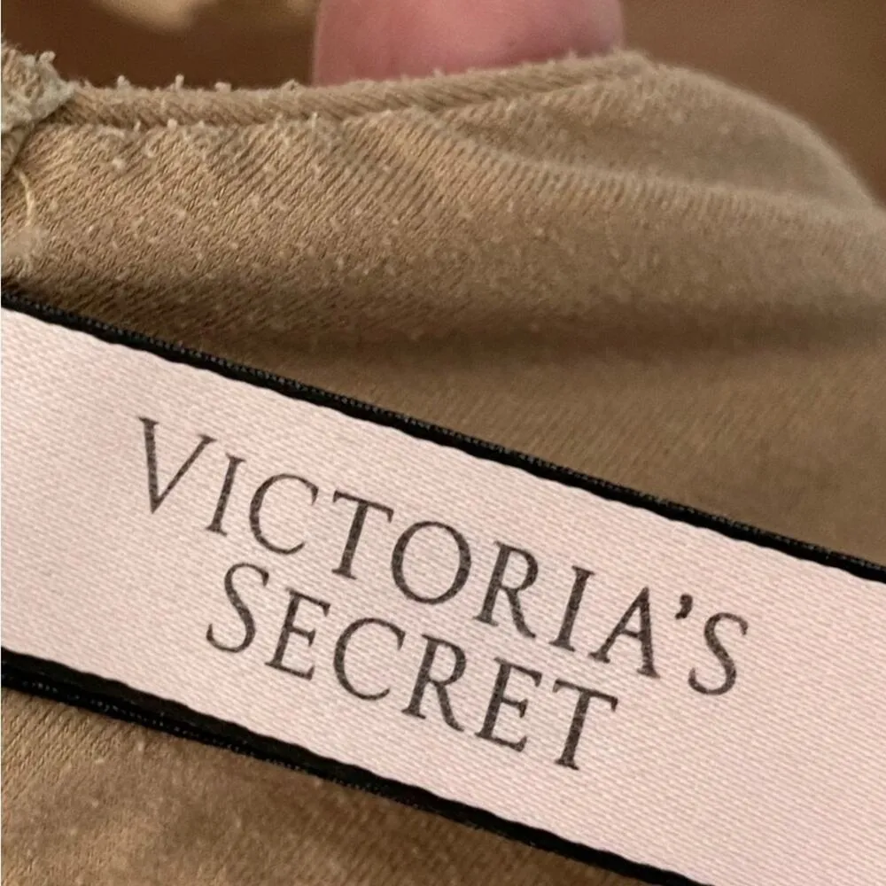 Victoria’s Secret Body by Victoria perfect shape nude bra Size 32DDD 32F - Image 3
