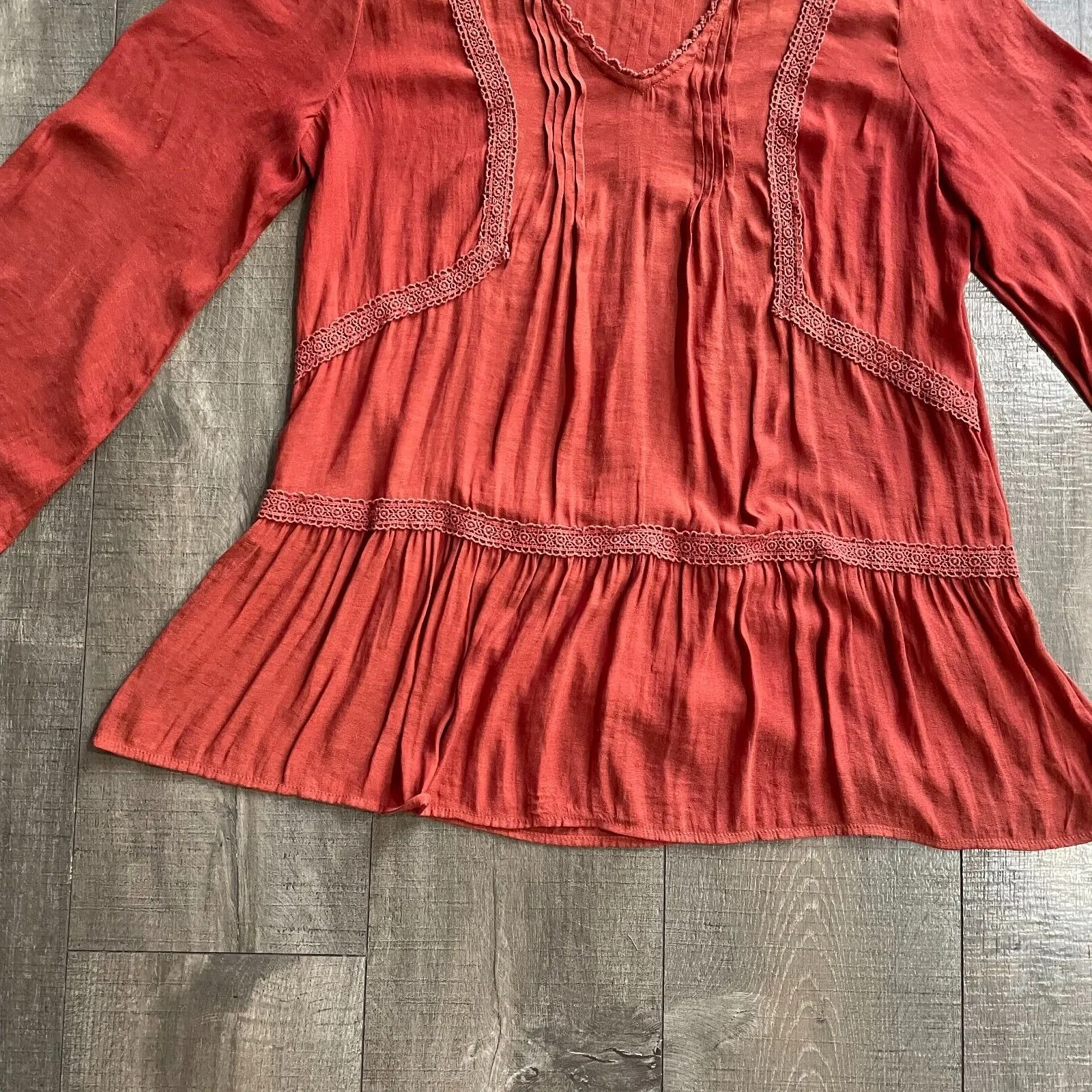 Anthropologie Ro & De Top Blouse Women M Red Boho Peasant Lace Pleat Cottagecore - Image 4