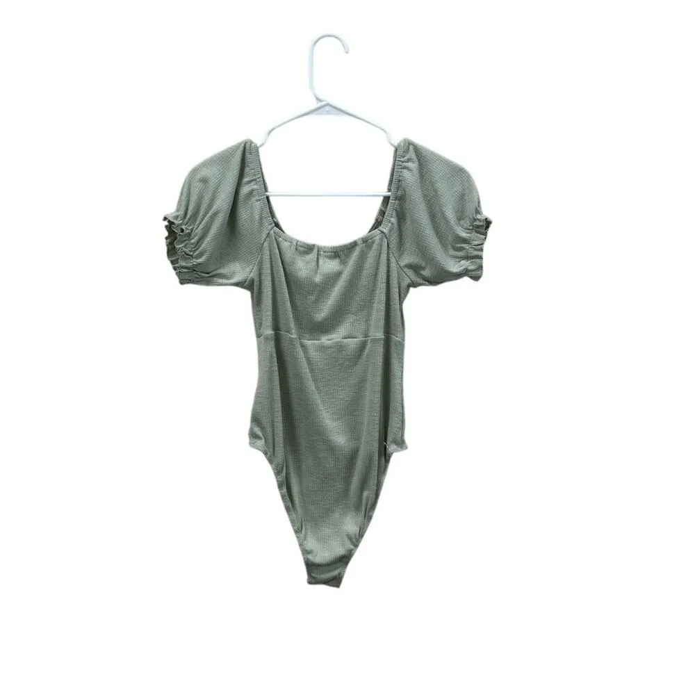 Princess Polly Green Bodysuit size 6 - Image 2