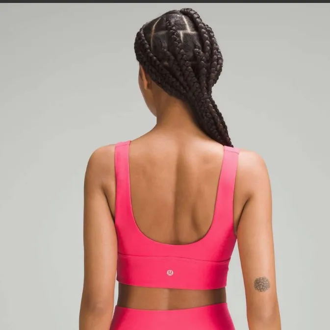 Lululemon Women’s Size 10 Align V-Neck Bra Lip Gloss Pink Light‎ Support C/D Cup - Image 5