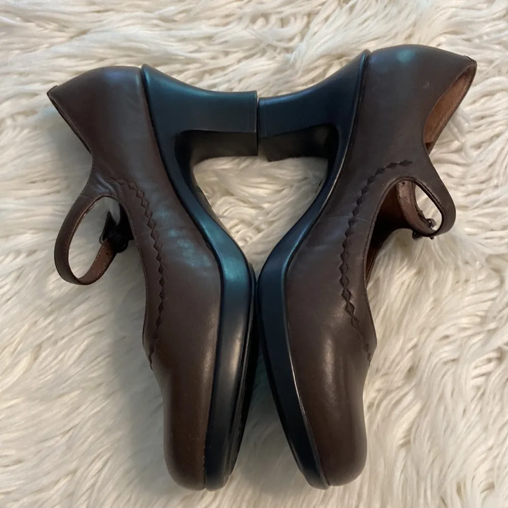 DANSKO Shoes size 41 brown color BNWOT - Image 6
