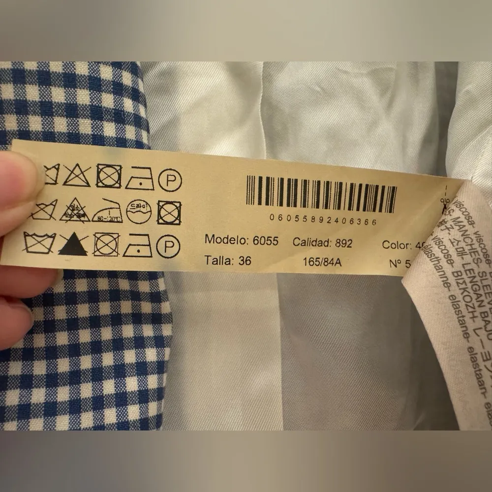 Stunning Massimo Dutti gingham blue white blazer US 4 EU 36 - Image 4