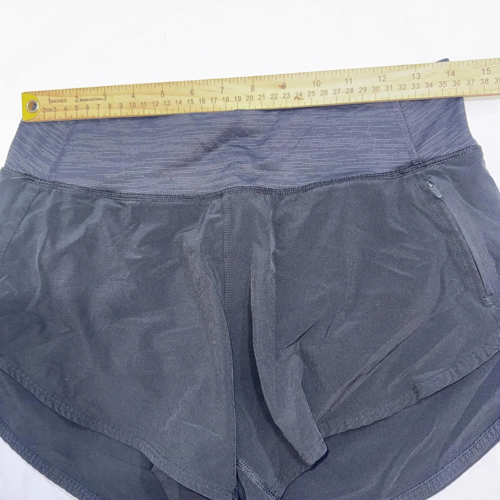 Outdoor Voices Black Hudson 3.5" Activewear Athletic Shorts Women's Size Medium - Image 4