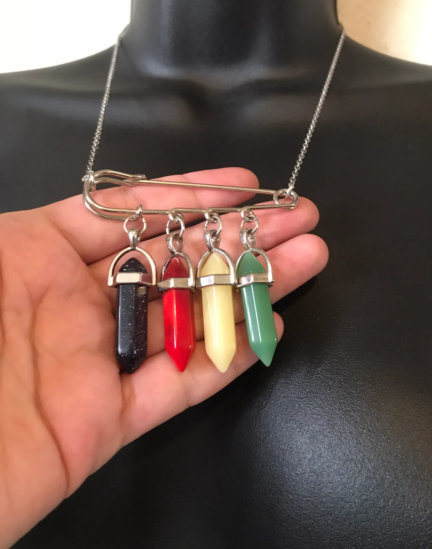 Reggae Crystal Necklace - Image 3