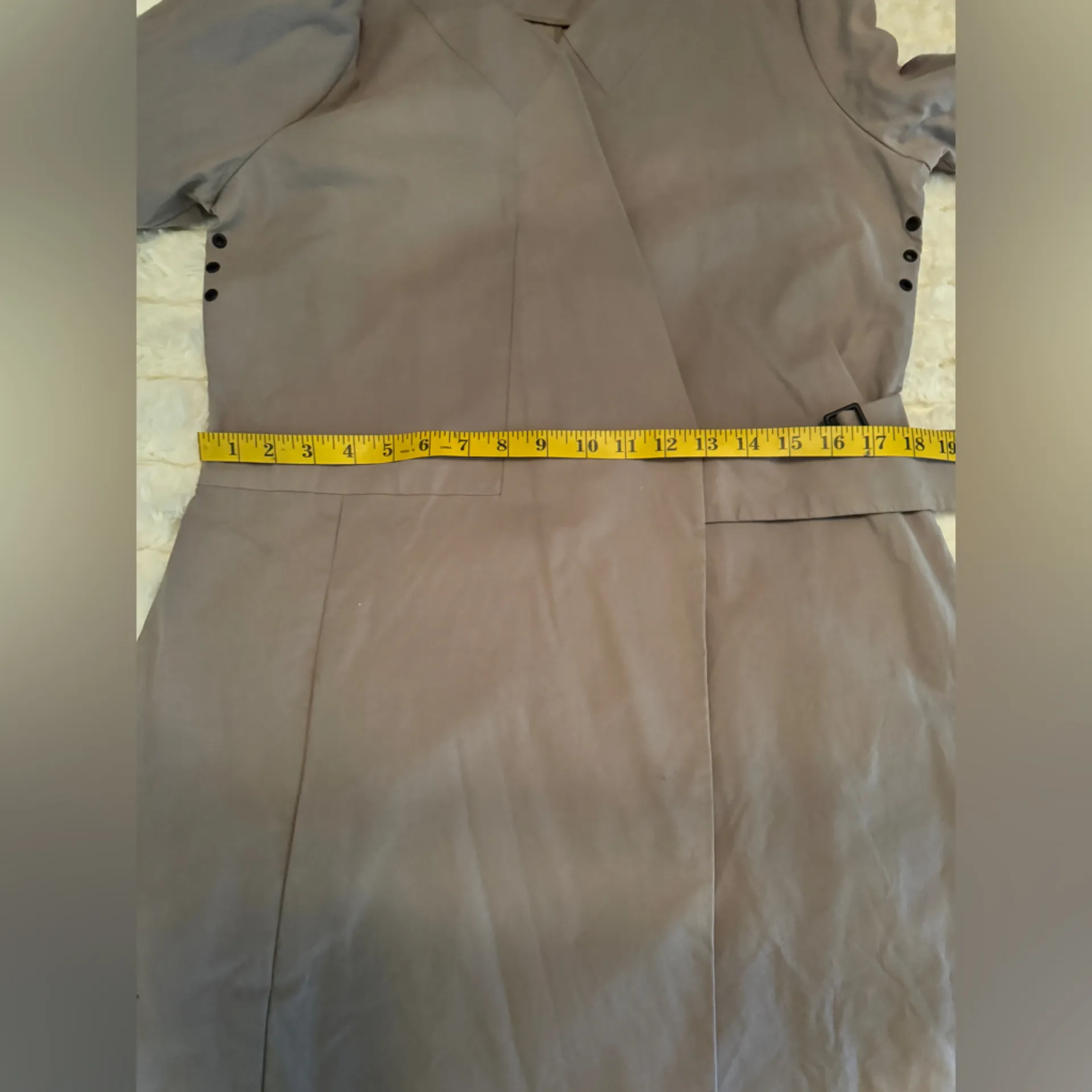 kate spade Tan Color Trench Coat Size Large - Image 11