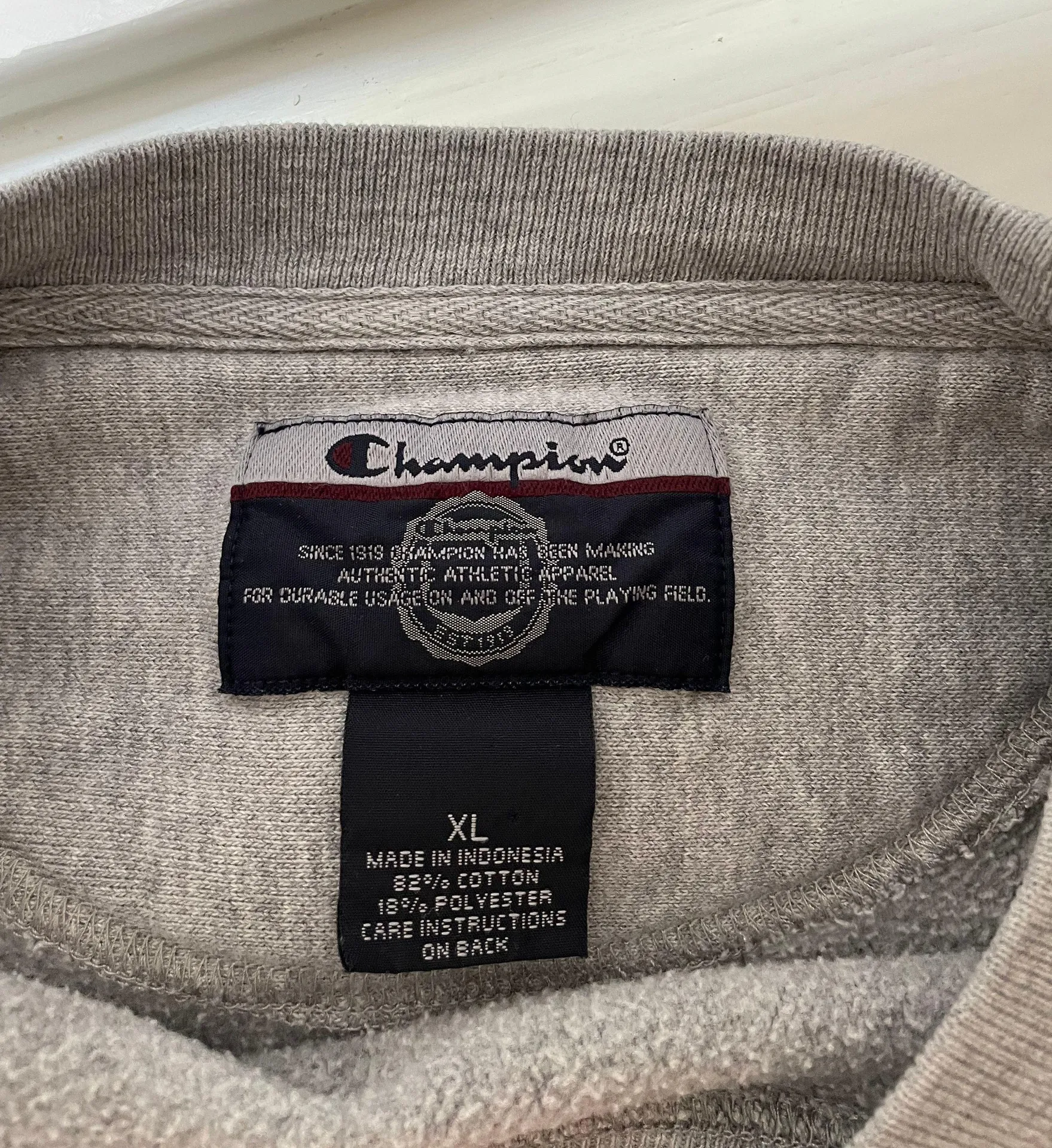 Champion Wisconsin Crewneck - Image 3