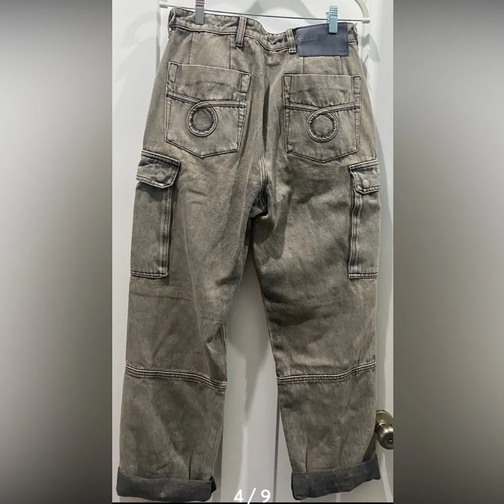 One Teaspoon rust cargo motion jeans in a size 6 or 28”.New. Free People Line - Image 5