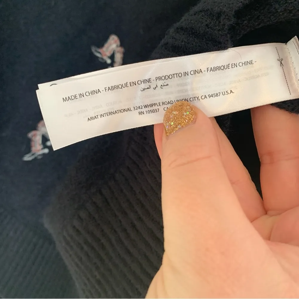 NWT Ariat Embroidered All Boots Sweatshirt Size M - Image 10