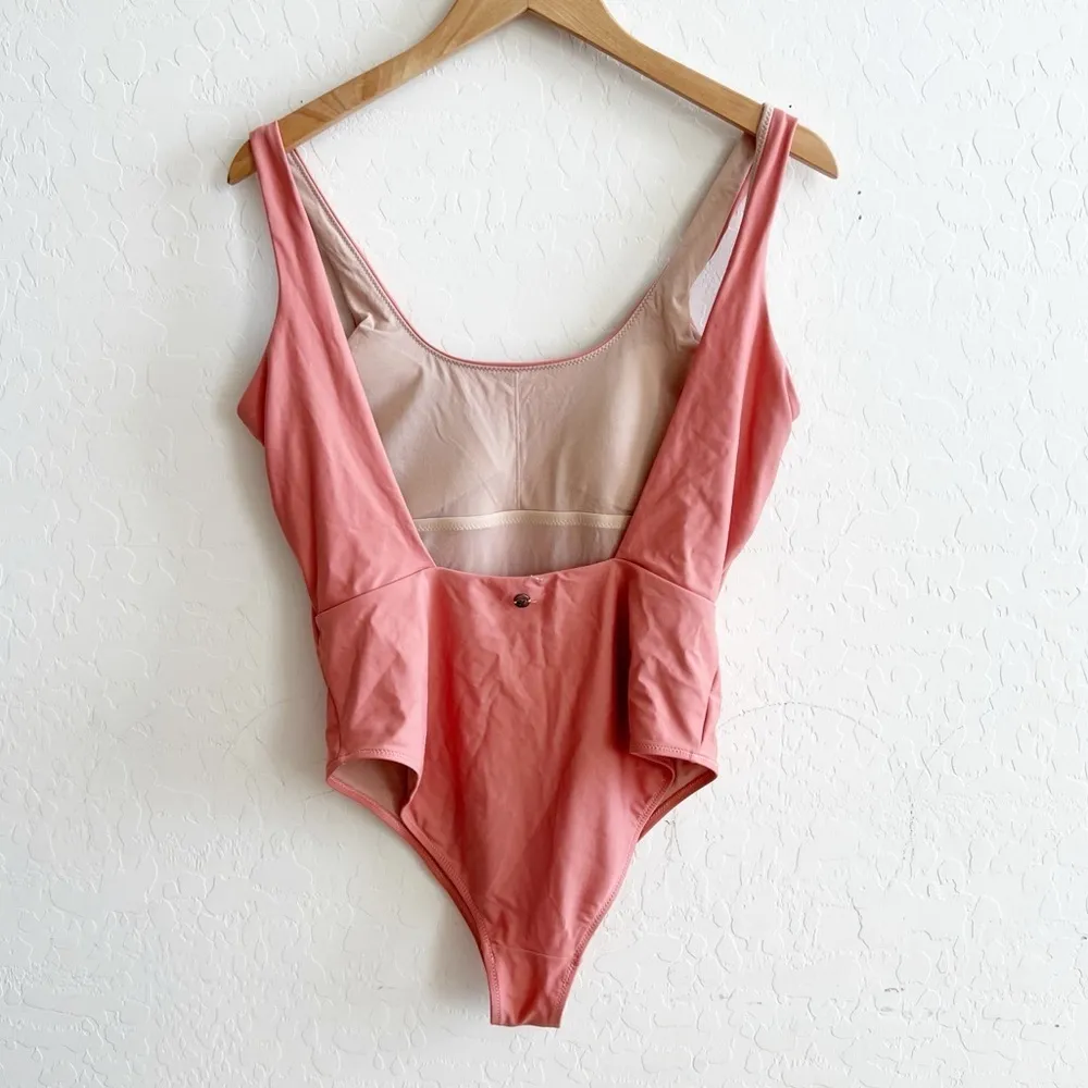 Gymshark Open Back Swim Suit - Image 3