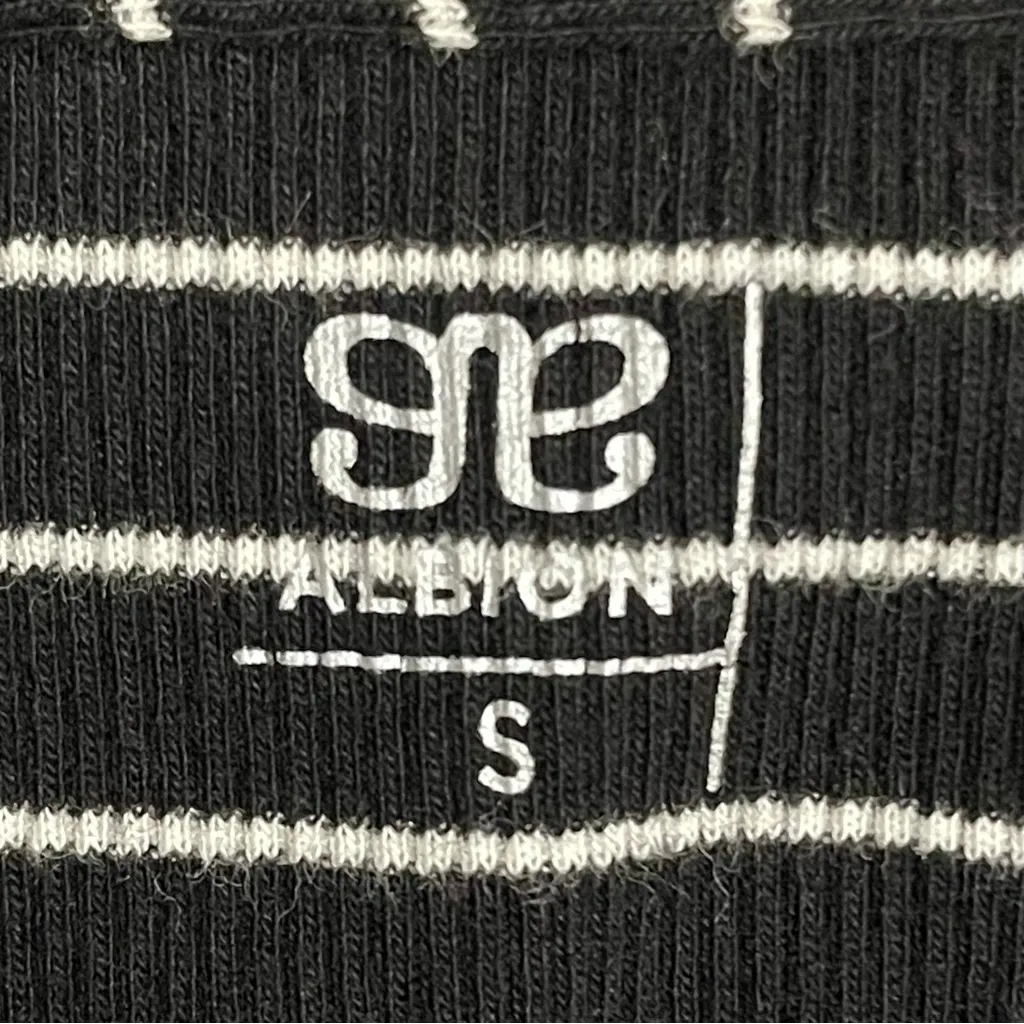 Albion Basic V Neck Tee Black White Stripe Pocket Short Sleeve T Shirt Sz Small - Image 11