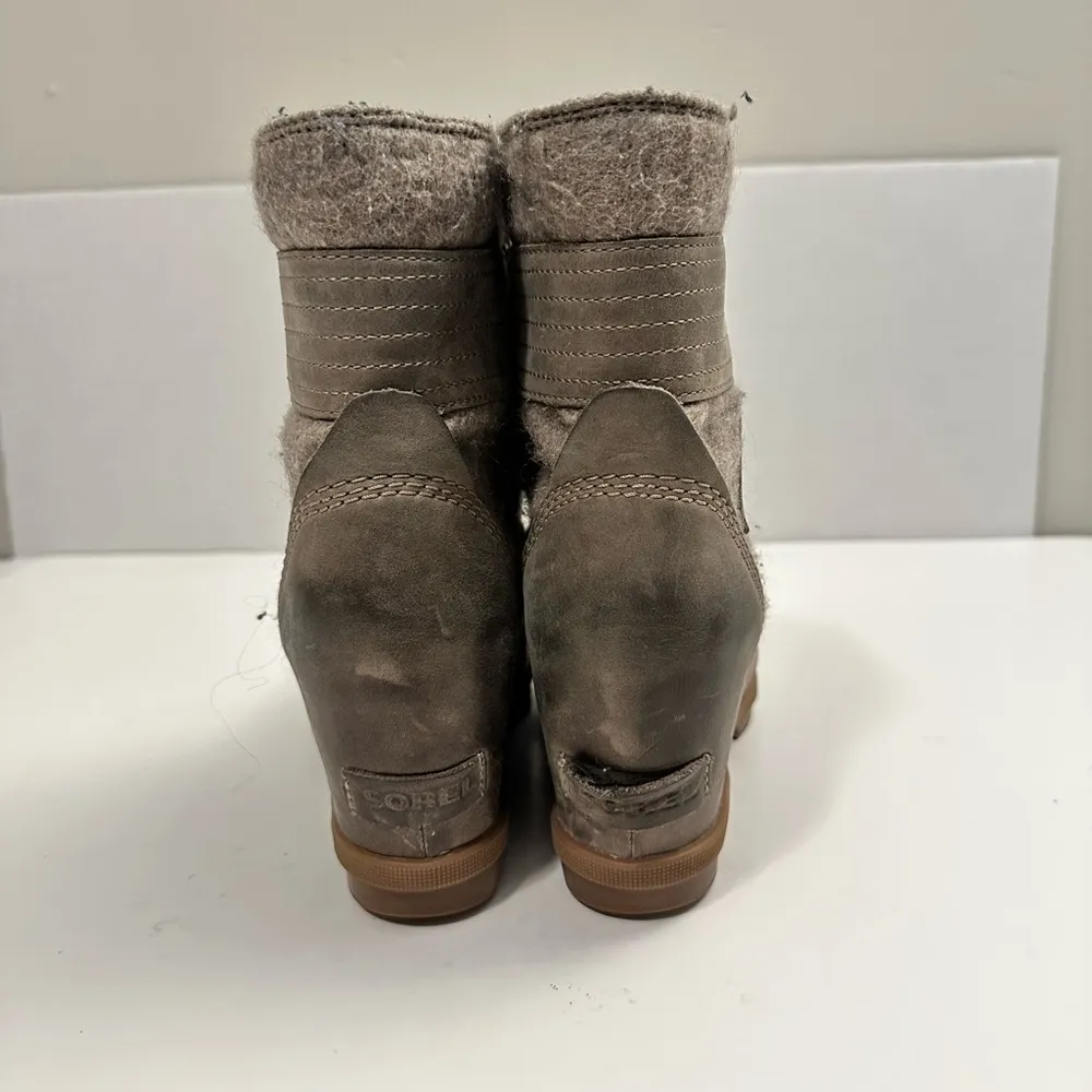 Sorel Lexie Waterproof Leather Wedge Boot Size 8.5 US - Image 4