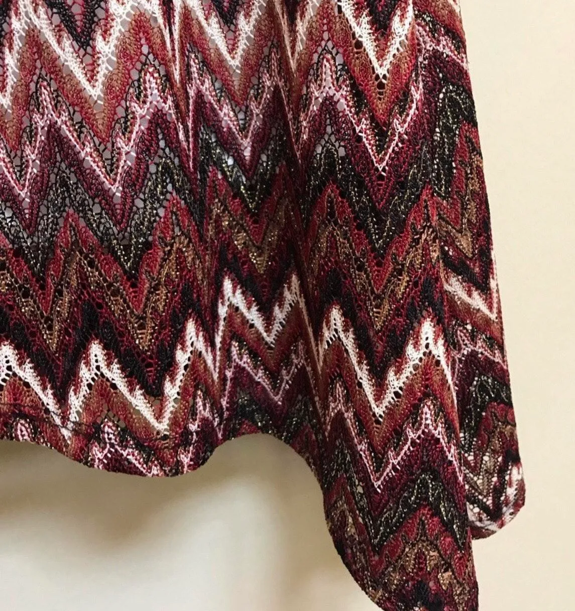 women’s top Multicolor zigzag pattern XL - Image 6