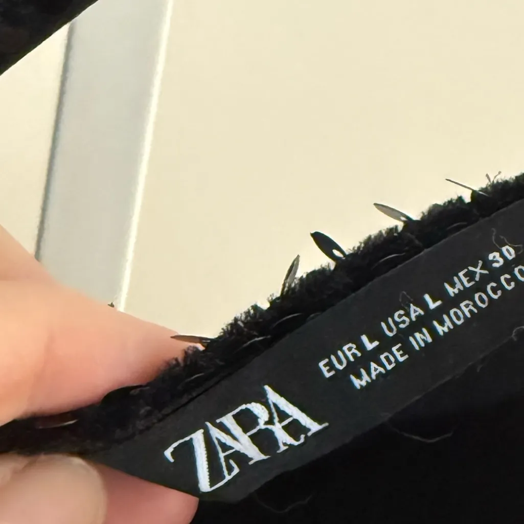 ZARA SEQUINNED HALTER JUMPSUIT WITH FRINGING BLACK FW24 SIZE Large REF. 0387/167 - Image 4