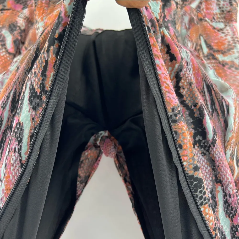 4S13NNA Marissa Snakeskin Print Sheer Chiffon Tie Front V - Image 12