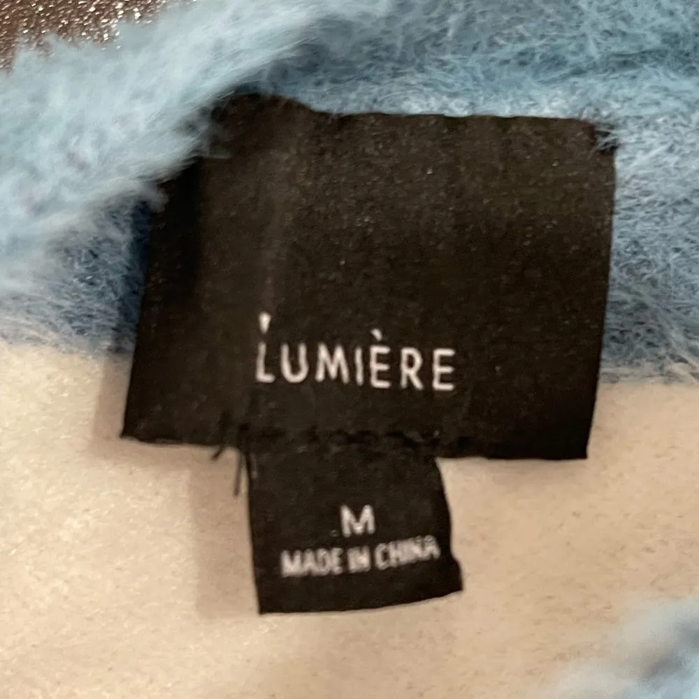 Lumiere crop sweater cuddly soft in a size medium - Image 10
