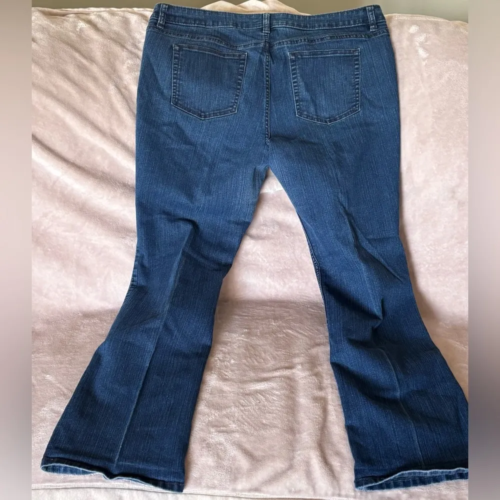 women’s dark blue jeans boot leg classic fit size 16 - Image 5