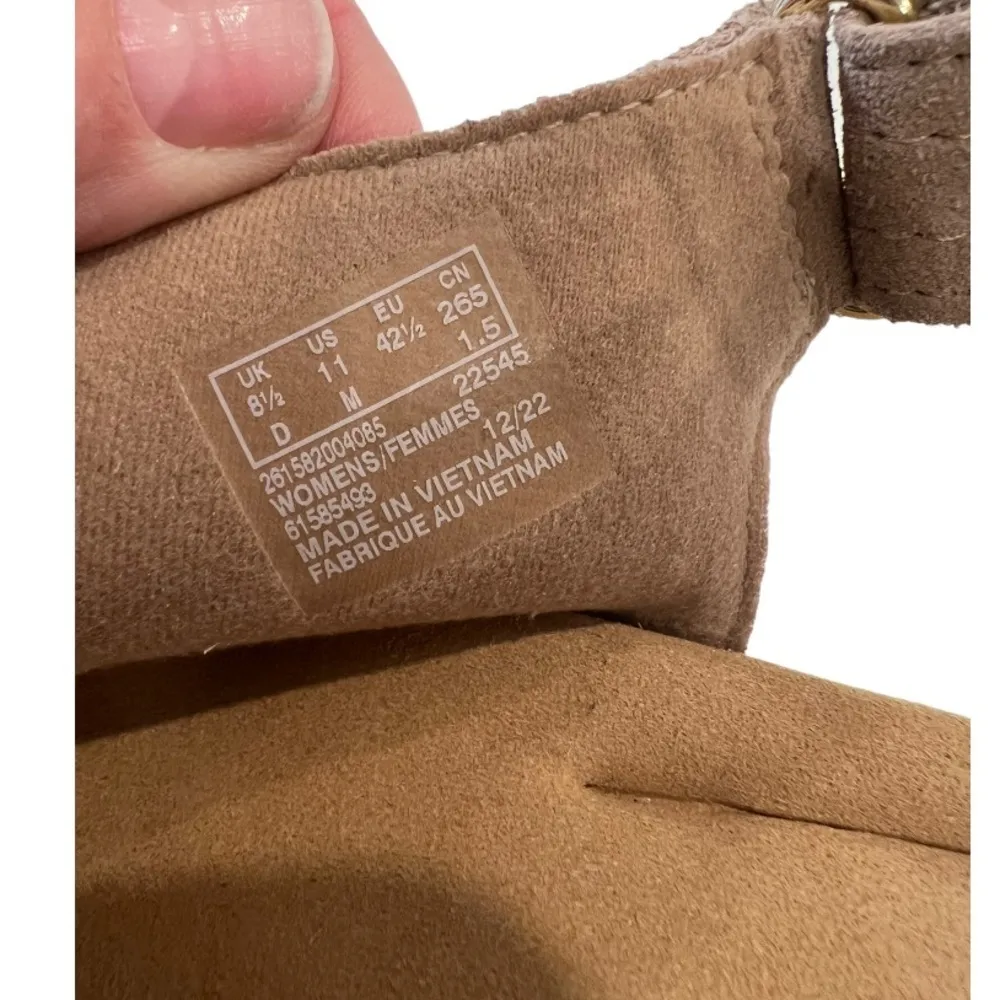 Clarks  Giselle Cove Wedge Sandal 11 - Image 3