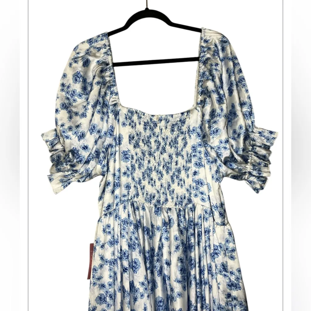 NWT Ivy City Co Blue and White Floral Maxi Dress size XL - Image 5