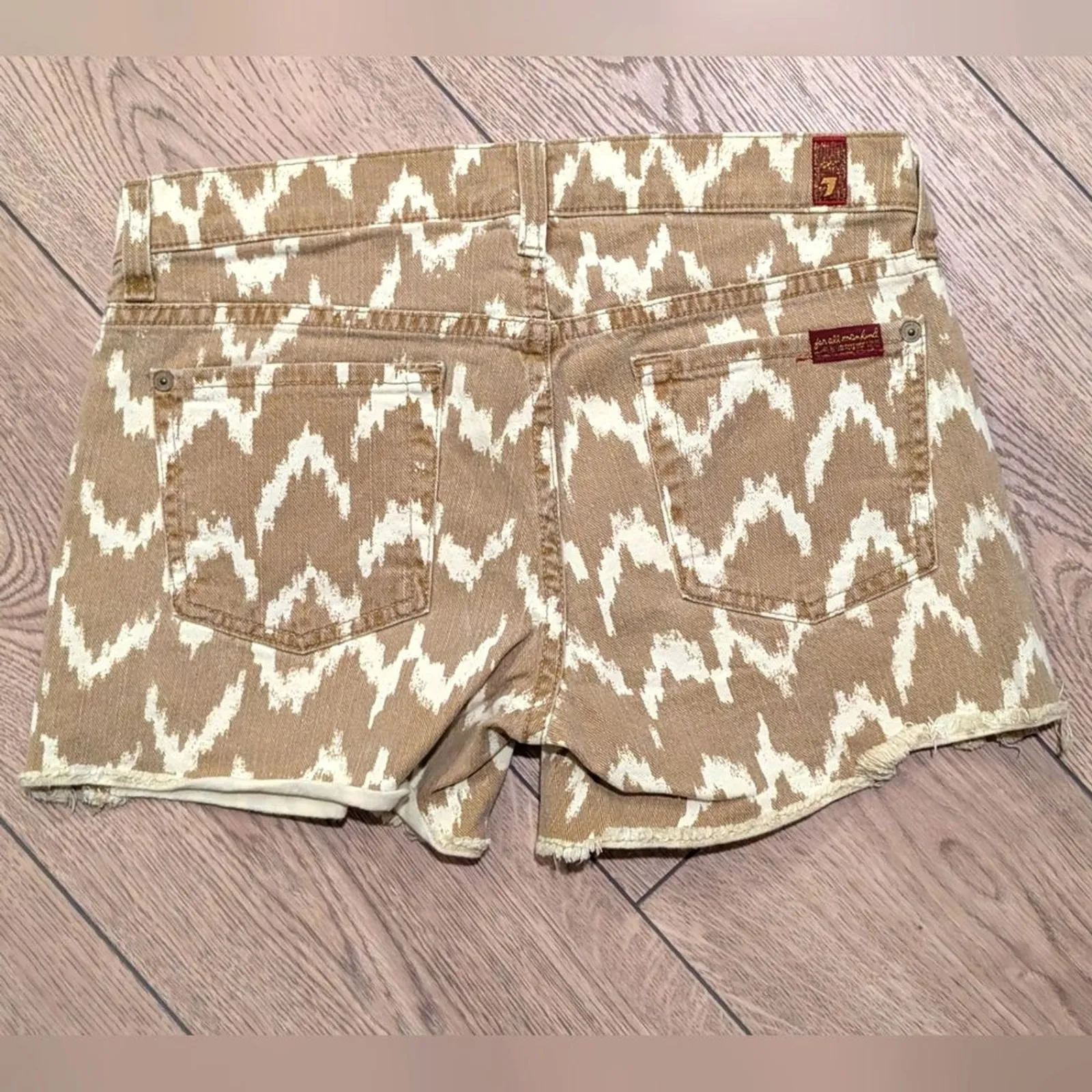 7 For All Mankind Shorts Womens 25 Ikat Tan Denim Jean Cutoff Raw Hem Made USA - Image 4