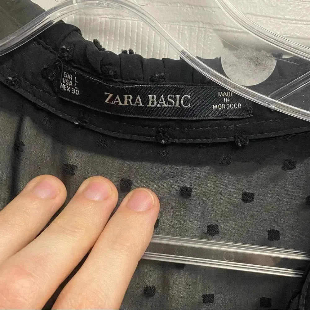 Zara Basic Knee Length Dress W/ Sheer/Mesh Fabric Detailing Size Large - Image 4