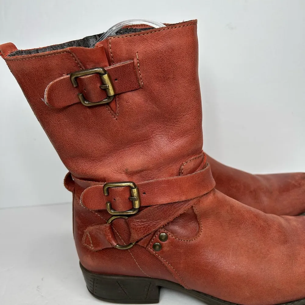 Eric Michael Orange Combat Moto Boots 8 Buckle Strap and Rugged Style - Image 2