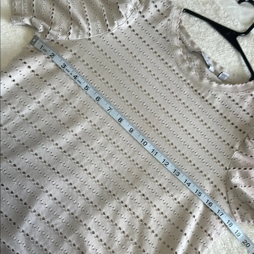 Calvin Klein Jeans Short Sleeve Roll Cuff Tee Size Medium - Image 9