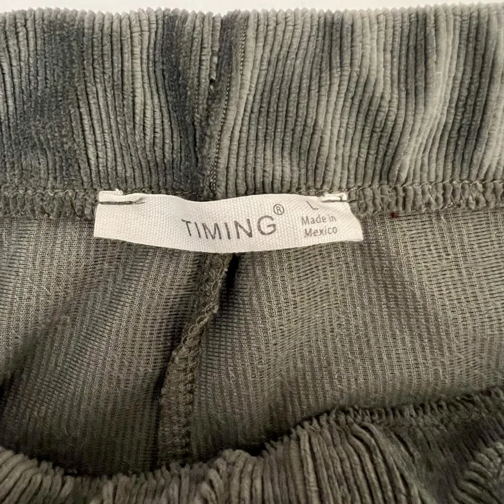 Timing women Olive Green ribbed velour flare Pull on pants L - Image 3