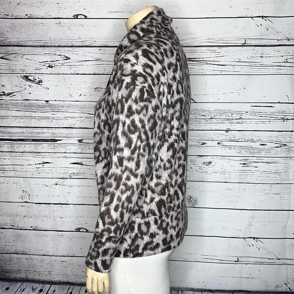 Como Vintage NWT Size XXL Animal Print Fuzzy Cozy Cowl Neck Sweatshirt Top - Image 3
