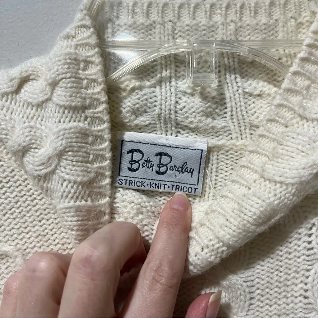 Vintage Betty Barclay Cowl Neck sweater Ivory White Classic Lambswool Acrylic M Size M - Image 7