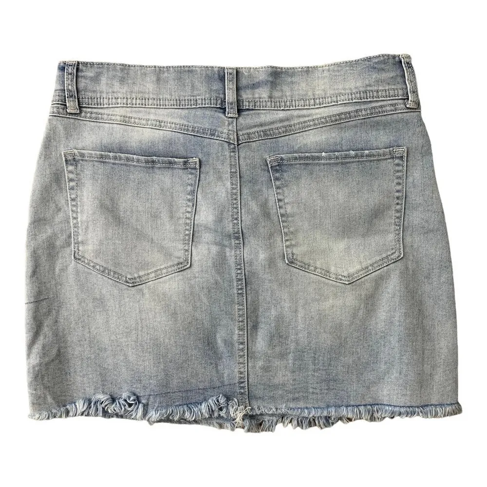 Distressed Denim Mini Skirt Rewash Size 9 Vintage Reunion - Image 4