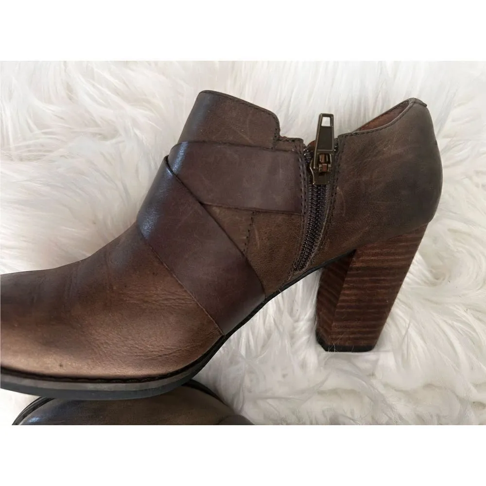 Clark’s brown/gray shoes size 7 m - Image 3