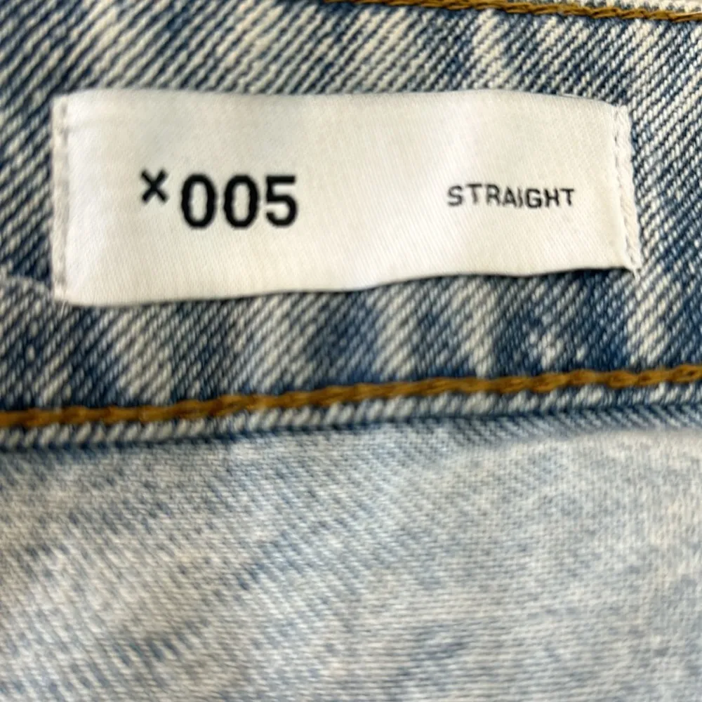 ASOS Collusion x005 Straight Leg Light Mineral Blue Wash Mom Jeans Size undefined - Image 9