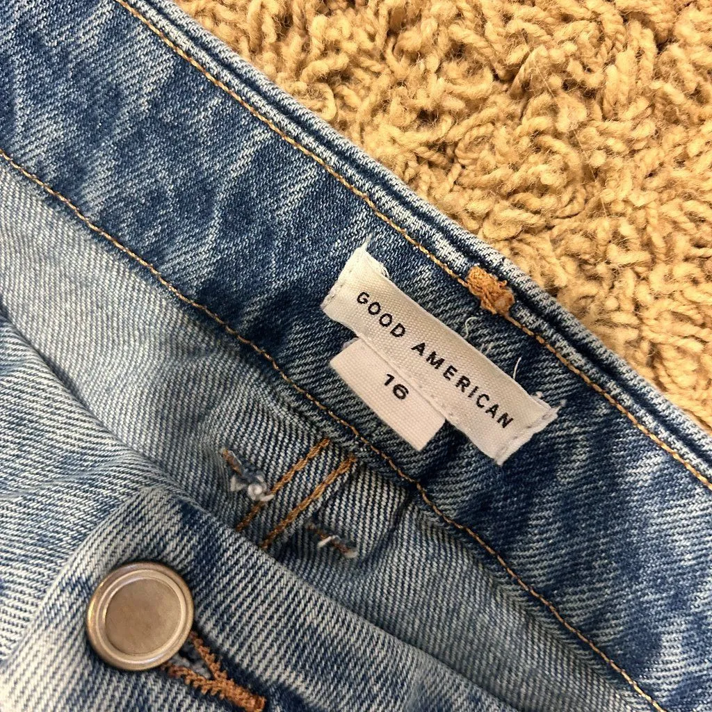 Good American Good Boy Curvy Jeans in Indigo085 in Women's Size 16 Plus Size - Image 6