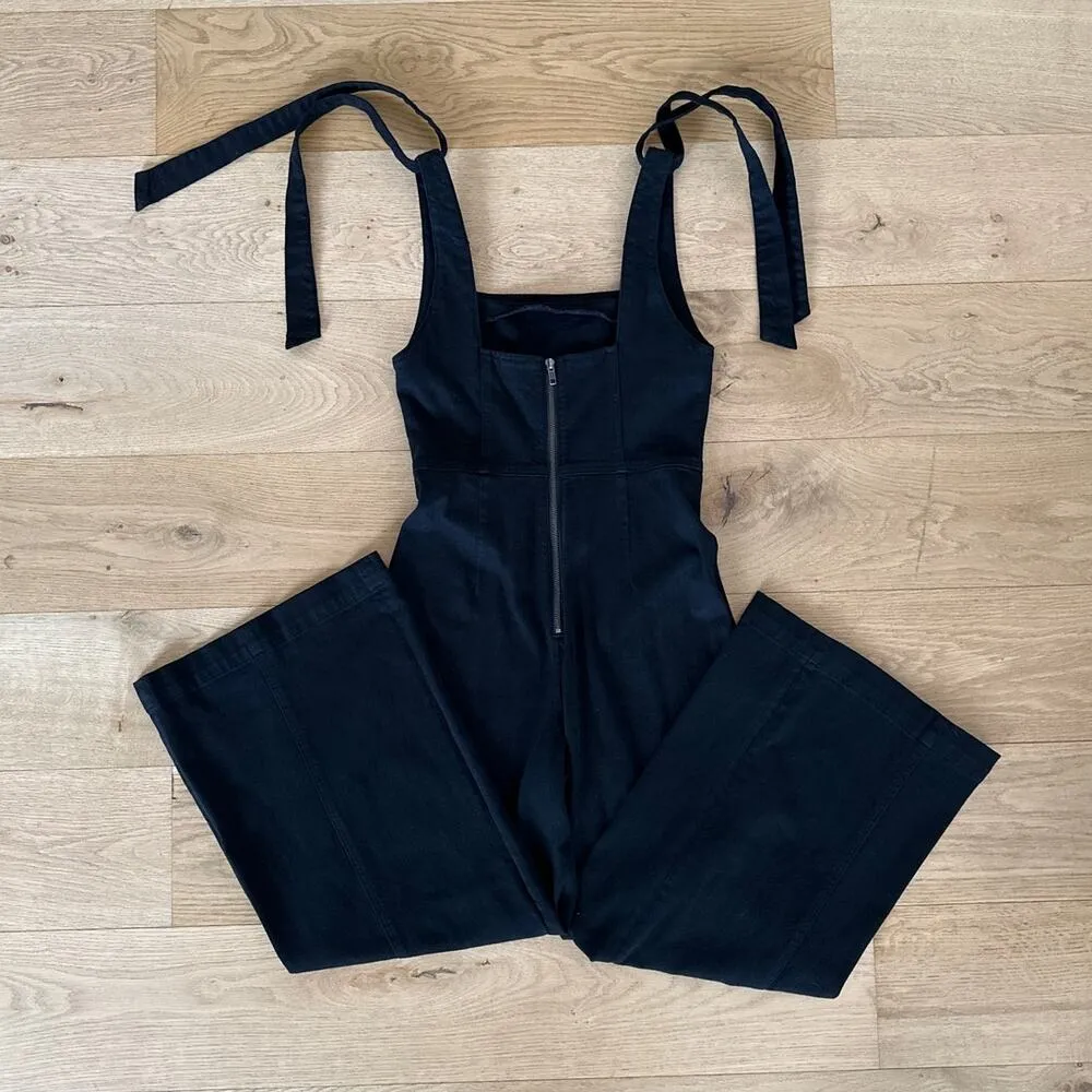 Alice + Olivia Jeans - Kinley Tie Shoulder Gaucho Jumpsuit in Black - Image 5