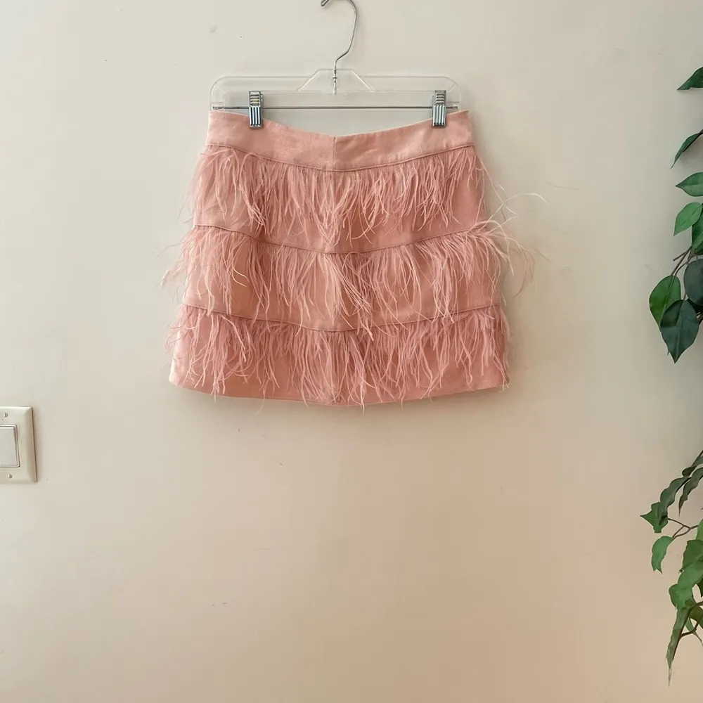 Boutique pink suede ostrich feather mini skirt - Image 2