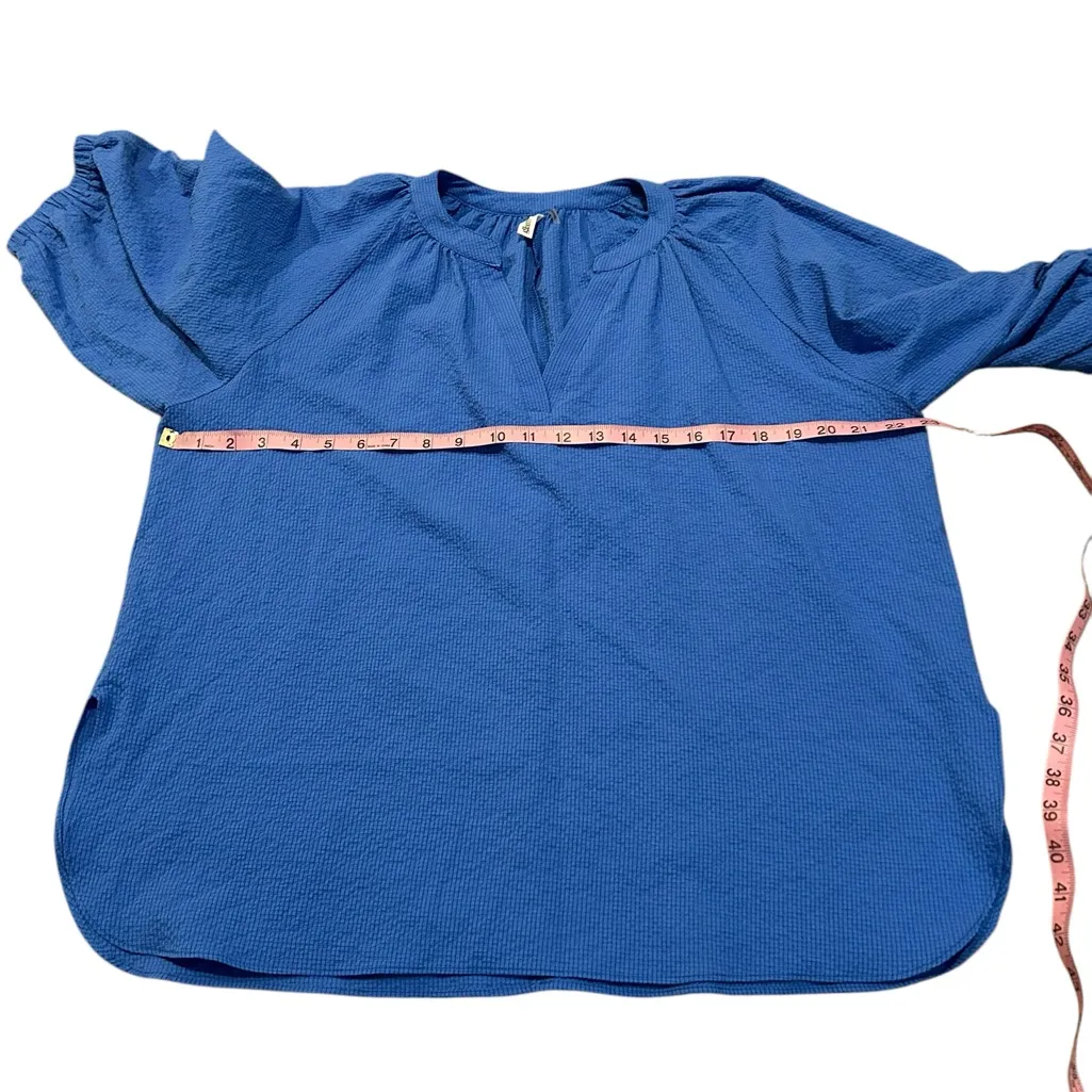 3/$15 GLAM blue blouse with cropped sleeves - Image 3